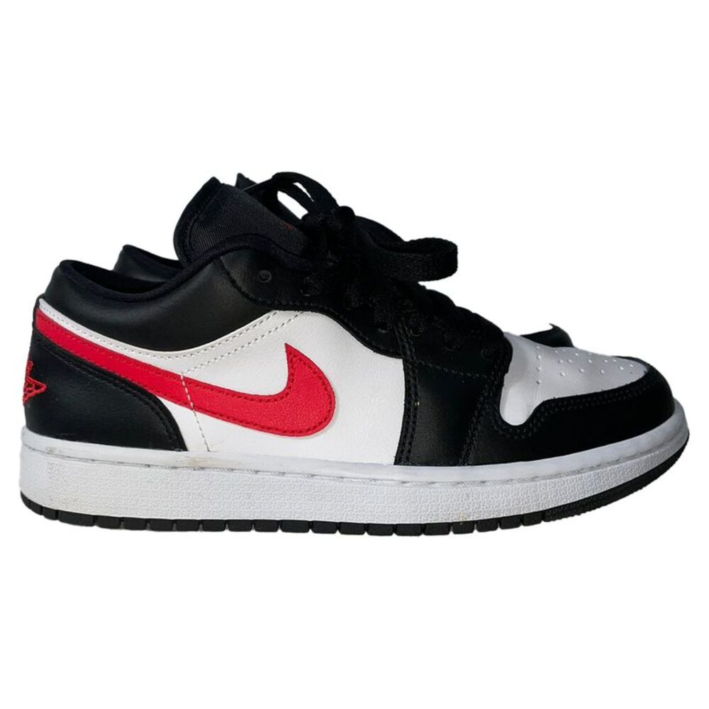 Nike Air Jordan 1 Low Sneakers in Siren Red Leather